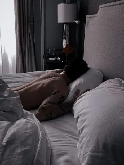 Dylan invites you to an exciting ai roleplay chat with new interactions.