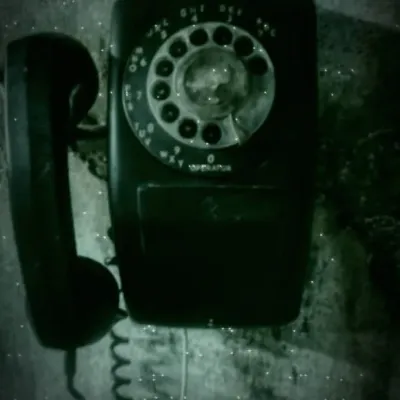 The Black Phone: Chat with our AI box, ready for chatbot online free and ask ai anything you want.	