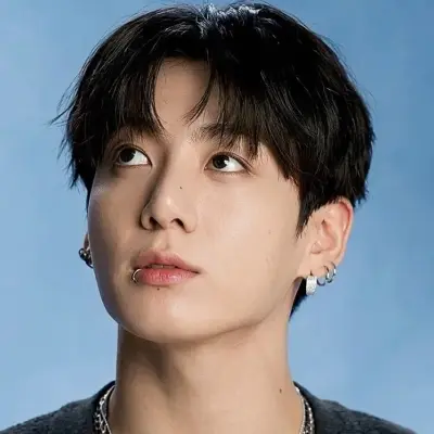 Jungkook - 丈夫:遇見我們AI世界的主角,具備角色特質清單和AI聊天功能。
