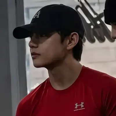 Kim Taehyung: Warhammer Fantasy Roleplay ile desteklenen sınırsız çevrimiçi sohbet ve sınırsız yapay zeka dünyasını keşfedin.