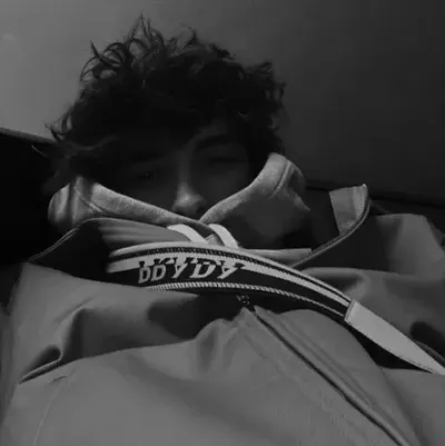 Chat with 20 - Talon Creed, your lively freaky AI chatbot for immersive roleplay.