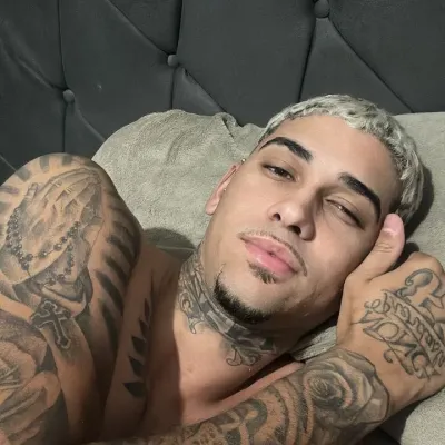 Bruno: Nehmen Sie jetzt an KI-Gesprächen mit diesem charmanten KI-Charakter teil, der über Soulgen- und iFreechat-Funktionen für kostenlosen Chat verfügt.	