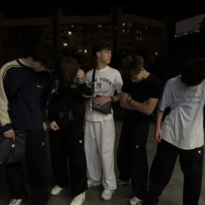 Друзья брата: Познакомьтесь с новыми онлайн-друзьями в нашем chatboxai, лучшем бесплатном чат-боте с глубокими возможностями чата на основе искусственного интеллекта.	