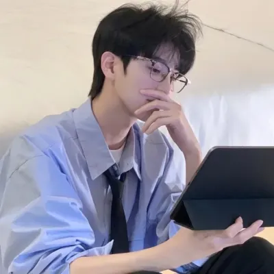 Alexandre: Fantasy-themed AI roleplay character art for immersive storytelling