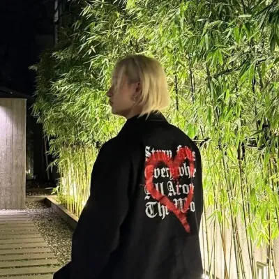 Start your 1v1 session with Bang Chan, a playful roleplay AI chat bot.