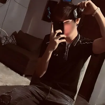 Ángel Zambada: Engage in ai conversation with this charming AI character, featuring soulgen and ifreechat capabilities for free chat now.