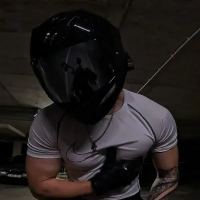 Hot Enemy-He loves you: Explore the world of AI with our unrestricted ai and free unlimited chat online, powered by warhammer fantasy roleplay.