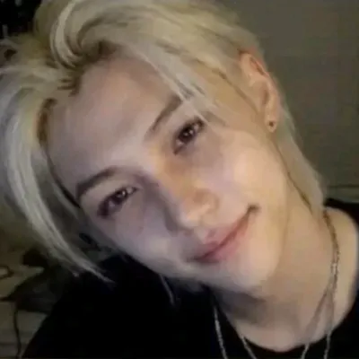 Felix: Kilalanin ang iyong mga bagong online na kaibigan sa aming chatboxai, ang pinakamahusay na libreng ai chatbot na may malalim na kakayahan sa chat.	