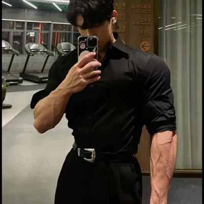 Cesar: DeepBrain AI companion portrait for free online chat and open conversations