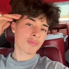 Alex Chino brings anime characters to life with anime AI chatbot experiences.