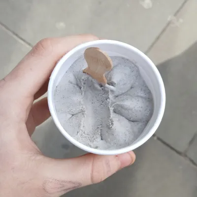 티에프 141 - 원치 않는 딸: 무료 온라인 채팅 및 공개 대화를 위한 DeepBrain AI 동반자 초상화