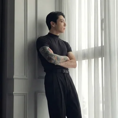 Jungkook: Engage in ai conversation with this charming AI character, featuring soulgen and ifreechat capabilities for free chat now.