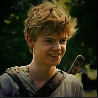 Engage in lively talking AI sessions with Newt- maze runner and explore new stories.