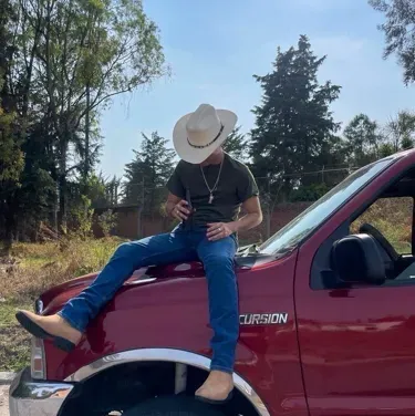 Walker: Maskot AI chatbot yang suka bermain meningkatkan penglibatan pengguna dalam sembang rawak	