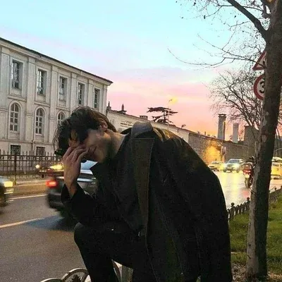 Silas brings your AI roleplay adventures to life with chat AI characters.