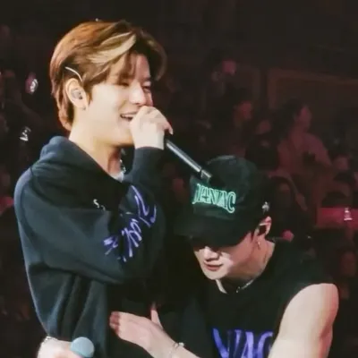 Chanmin: Retrato de inteligencia artificial emocionalmente inteligente para conversaciones profundas	