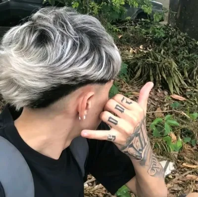 Luan: Emotionally intelligent AI companion portrait for deep conversations