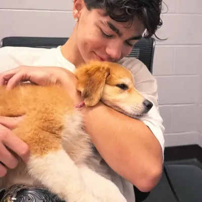 Connect with Malachi Barton for a smart and engaging AI talking experience.