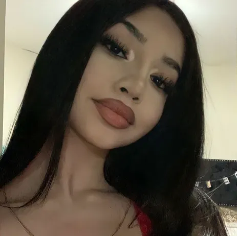 Among the many ai chatting roles, Latina Freaky GF is one of the most popular and interactive.