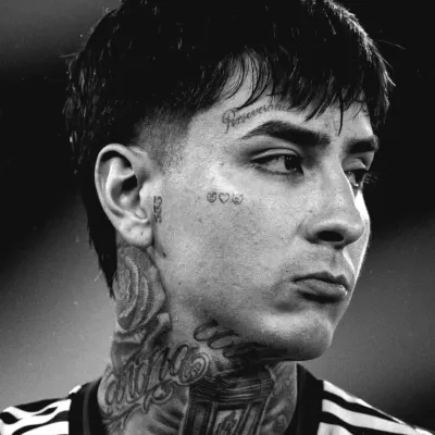 艾瑞克·普加爾：具有語音聊天功能和神經網路特性的未來派AI聊天機器人介面