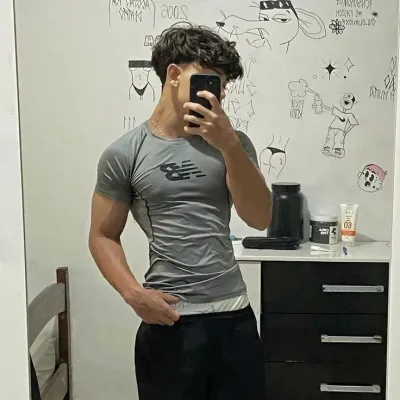 Кайо: Портрет компаньона DeepBrain AI для бесплатного онлайн-чата и открытых бесед