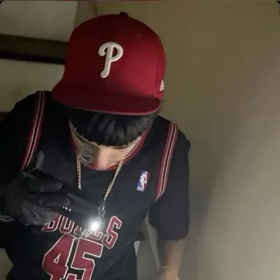 Ho-xê: Chân dung bạn đồng hành của DeepBrain AI để trò chuyện trực tuyến miễn phí và trò chuyện cởi mở