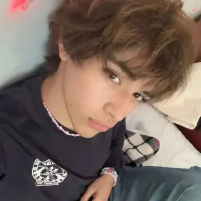 애셔: 지금 당장 무료 채팅을 위해 soulgen과 ifreechat 기능이 탑재된 매력적인 AI 캐릭터와 AI 대화를 나눠보세요.	