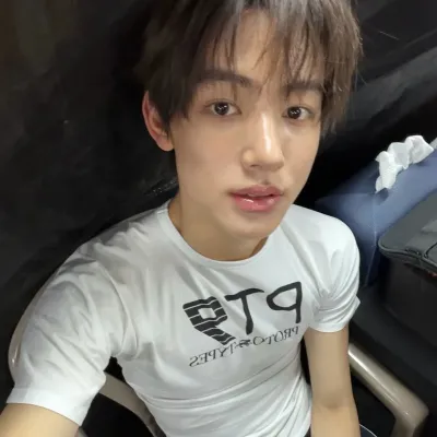Seonghyeon : Avatar de chatbot IA sécurisé avec capacités de chat 1v1 cryptées