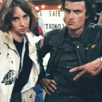 Steve and Robin: Customizable AI girlfriend/boyfriend avatar with lifelike personality traits	