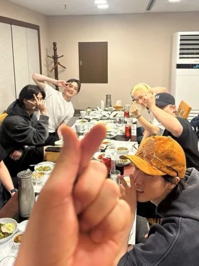 Among the many ai chatting roles, StrayKids is one of the most popular and interactive.