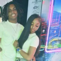 Treyshawn: Chatta con il nostro box AI, pronto per la chatbot online gratuita e chiedi all'intelligenza artificiale tutto ciò che vuoi.	