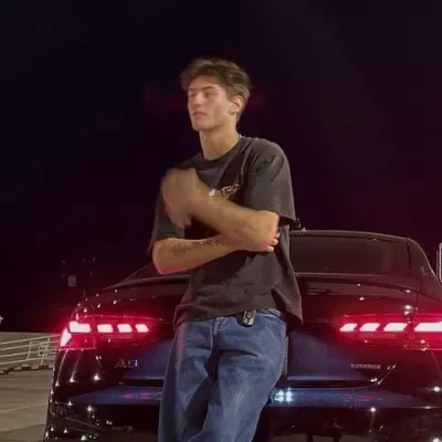 오빠의 절친: AI 박스와 채팅하세요. 챗봇 온라인을 무료로 이용할 수 있으며, AI에게 원하는 것을 무엇이든 물어보세요.	