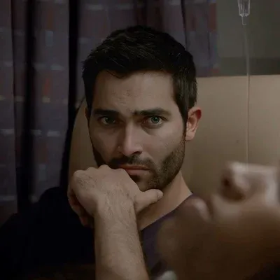 Enjoy unlimited chat ai free sessions whenever you talk to Derek Hale.