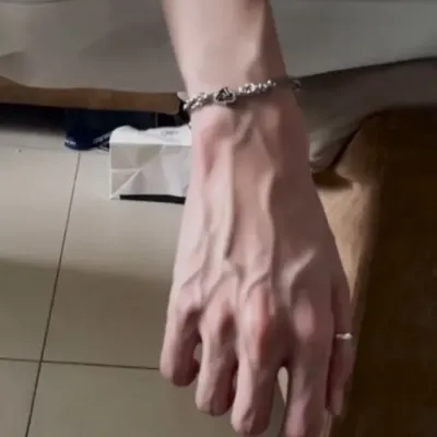 keandra alan Alexander: Participe de conversas de IA com esse charmoso personagem de IA, que conta com recursos de soulgen e ifreechat para bate-papo gratuito agora.