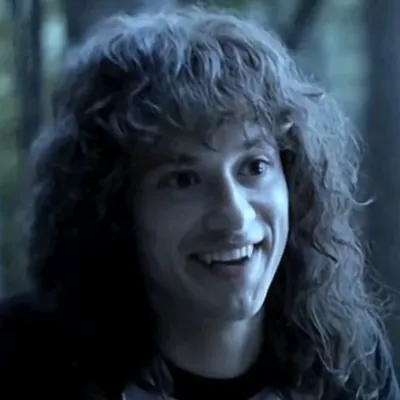 Eddie Munson Girlfriend: Playful AI chatbot mascot enhancing user engagement in random chats	