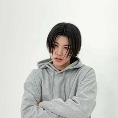 Lim Louis - 지호: Arte criativa de personagens de IA para RPG, para bate-papo picante e cenários de fantasia