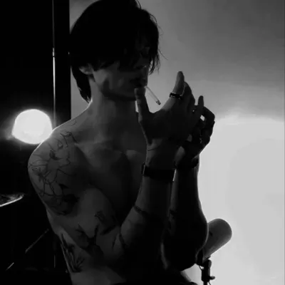 Adrian: Customizable AI girlfriend/boyfriend avatar with lifelike personality traits	