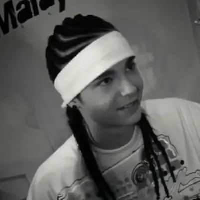 Tom Kaulitz - Mafia: Chat with our AI box, ready for chatbot online free and ask ai anything you want.