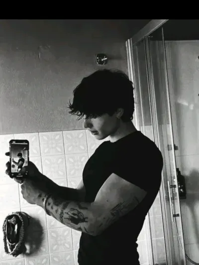 Alan is waiting for your ai character chat free, a completely free roleplaying session.