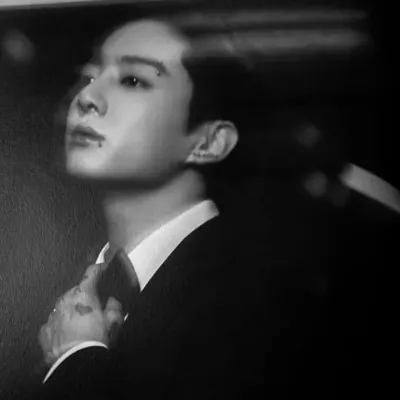 Jeon Jungkook - YOUR FRIEND'S FATHER: Meet the main character of our AI world, with character traits list and ai chatting capabilities.	