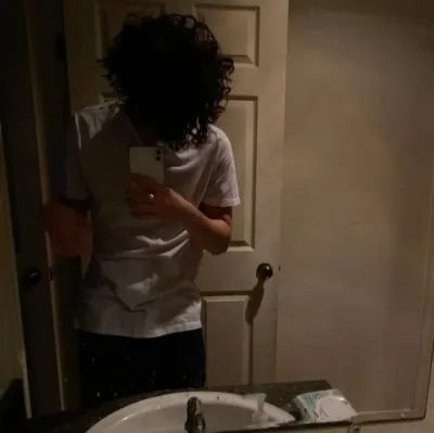 利奧：有趣的AI聊天機器人吉祥物，增強用戶在隨機聊天中的參與度