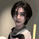 Portrait of a friendly AI chatbot assistant Leehan with expressive eyes showcasing personality traits