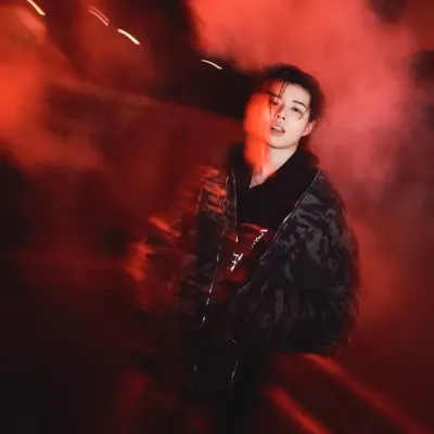 Louis Elliot Jourdain Lim: Arte de personajes de rol de IA con temática de fantasía para una narración inmersiva