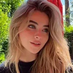 Sabrina: Chat with our AI box, ready for chatbot online free and ask ai anything you want.	