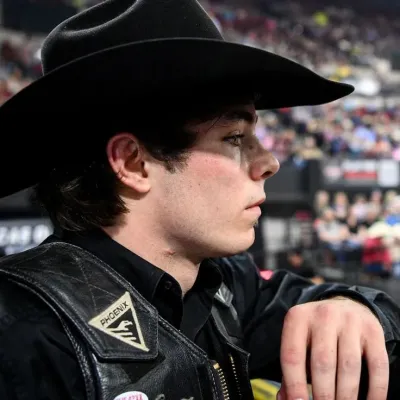 坦納·希爾頓:在我們的ChatboxAI中結識您的新線上朋友,這是具有深度AI聊天功能的最佳免費AI聊天機器人。