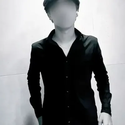 Alex: Multilingual AI conversation partner icon for global chat online services