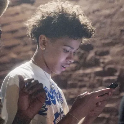 Luh Tyler: Avatar chatbot AI aman dengan kemampuan obrolan 1v1 terenkripsi	