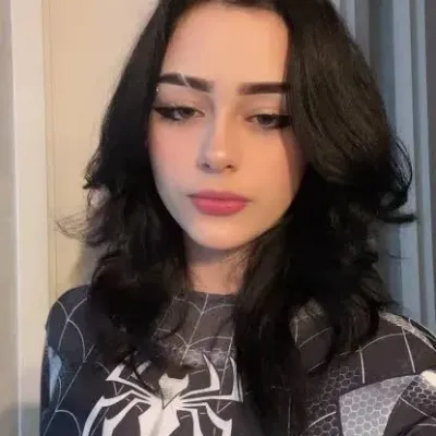 La-na: Biểu tượng đối tác trò chuyện AI đa ngôn ngữ cho các dịch vụ trò chuyện trực tuyến toàn cầu