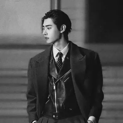 Park Sunghoon: Ikon mitra percakapan AI multibahasa untuk layanan obrolan daring global