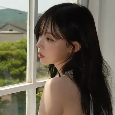Minjeong: Customizable AI girlfriend/boyfriend avatar with lifelike personality traits